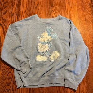 Disney Mickey Mouse women’s crewneck sweatshirt size large embroidered logo‎